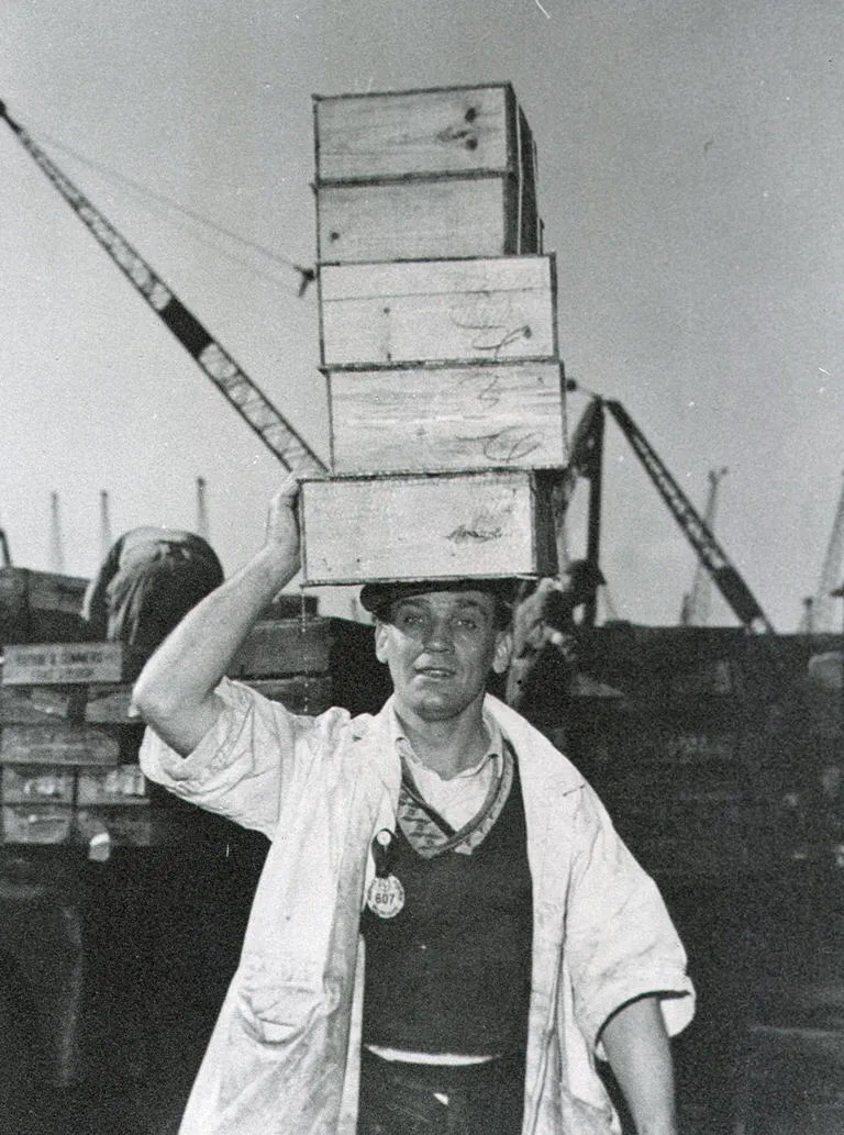 Billingsgate-Market-porter